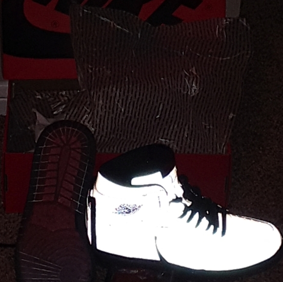 Jordan 1 fearless ( reflective) - Picture 1 of 1